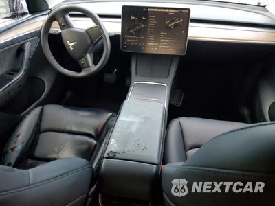 Zdjęcie 8 z 14 samochodu: 2024 TESLA MODEL Y VIN:7SAYGDED3RF053200 - miniatura