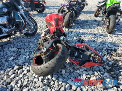 Czwarte zdjęcie samochodu z boku: 2006 SUZUKI GSX-R600 K6 VIN:JS1GN7DA462100847 - miniatura