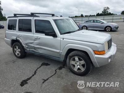 Czwarte zdjęcie samochodu z boku: 2010 JEEP COMMANDER SPORT VIN:1J4RG4GK4AC108861 - miniatura