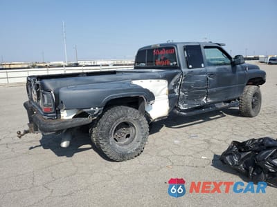 Trzecie zdjęcie samochodu z tyłu: 1997 DODGE RAM 3500 VIN:3B7MF33D0VM521529 - miniatura