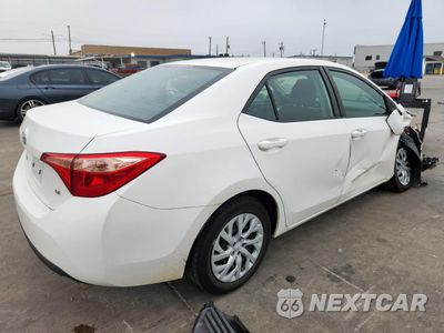 Trzecie zdjęcie samochodu z tyłu: 2019 TOYOTA COROLLA L VIN:5YFBURHE8KP919366 - miniatura