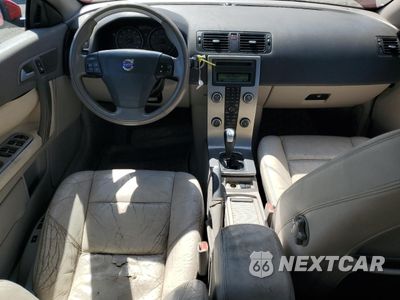 Zdjęcie 8 z 12 samochodu: 2006 VOLVO C70 T5 VIN:YV1MC682X6J005060 - miniatura