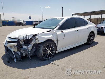 2021 TOYOTA CAMRY SE 4T1G11AK1MU533986 - główne zdjęcie licytacji z USA - miniatura