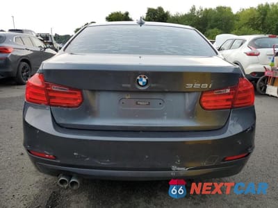 Zdjęcie 6 z 12 samochodu: 2013 BMW 328 I VIN:WBA3A5C50DJ462103 - miniatura