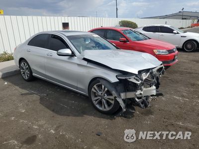 Czwarte zdjęcie samochodu z boku: 2018 MERCEDES-BENZ C 300 VIN:55SWF4JB3JU267473 - miniatura