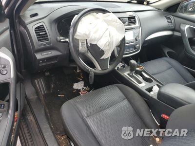 Zdjęcie 8 z 13 samochodu: 2016 NISSAN ALTIMA 2.5 VIN:1N4AL3AP3GC216092 - miniatura