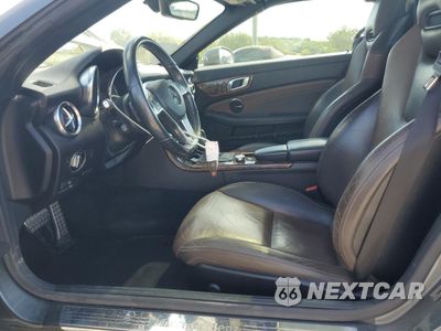 Zdjęcie 7 z 14 samochodu: 2015 MERCEDES-BENZ SLK 250 VIN:WDDPK4HA8FF104065 - miniatura