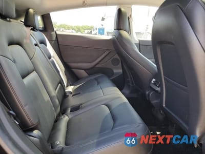 Zdjęcie 10 z 12 samochodu: 2021 TESLA MODEL Y VIN:5YJYGDEE7MF131105 - miniatura