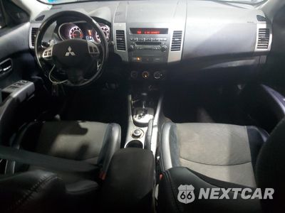Zdjęcie 8 z 13 samochodu: 2011 MITSUBISHI OUTLANDER SE VIN:JA4JT3AW6BU015916 - miniatura