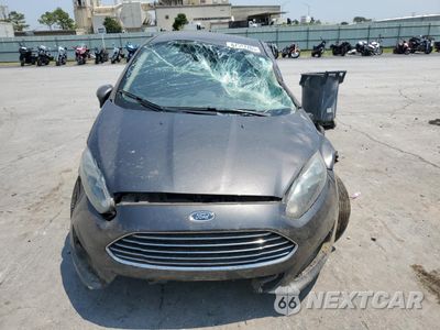 Piąte zdjęcie samochodu w środku: 2016 FORD FIESTA SE VIN:3FADP4BJ5GM205319 - miniatura