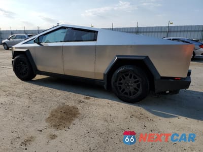 Drugie zdjęcie samochodu z przodu: 2024 TESLA CYBERTRUCK VIN:7G2CEHED9RA003657 - miniatura