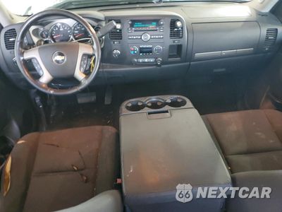 Zdjęcie 8 z 12 samochodu: 2011 CHEVROLET SILVERADO K1500 LT VIN:3GCPKSE37BG276777 - miniatura
