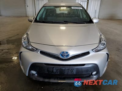 Piąte zdjęcie samochodu w środku: 2017 TOYOTA PRIUS V VIN:JTDZN3EU9HJ058927 - miniatura