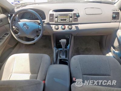 Zdjęcie 8 z 12 samochodu: 2003 TOYOTA CAMRY LE VIN:4T1BE30K63U152225 - miniatura