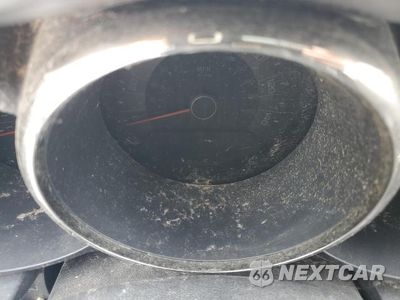 Zdjęcie 9 z 13 samochodu: 2011 KIA SOUL + VIN:KNDJT2A23B7332631 - miniatura