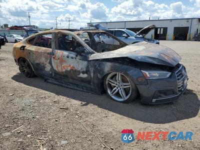 Czwarte zdjęcie samochodu z boku: 2018 AUDI A5 PRESTIGE S-LINE VIN:WAUFNCF54JA021829 - miniatura