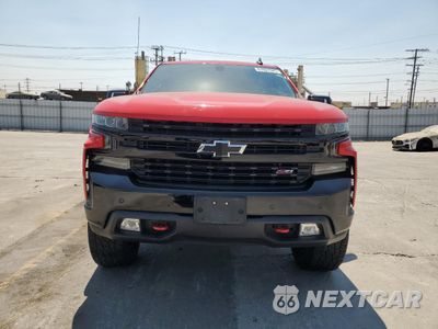 Piąte zdjęcie samochodu w środku: 2020 CHEVROLET SILVERADO K1500 LT TRAIL BOSS VIN:3GCPYFED2LG333791 - miniatura