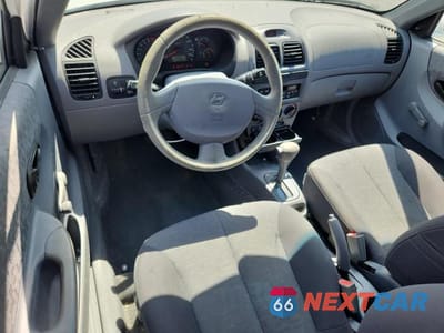 Zdjęcie 8 z 12 samochodu: 2005 HYUNDAI ACCENT GS VIN:KMHCG35C45U346237 - miniatura