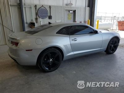 Trzecie zdjęcie samochodu z tyłu: 2011 CHEVROLET CAMARO LT VIN:2G1FB1ED6B9128654 - miniatura