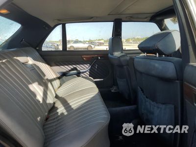Zdjęcie 10 z 14 samochodu: 1989 MERCEDES-BENZ 300 SEL VIN:WDBCA25D4KA491847 - miniatura