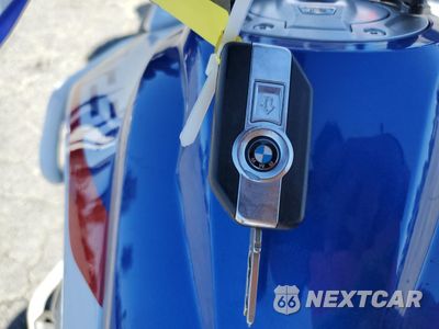 Zdjęcie 8 z 10 samochodu: 2019 BMW R 1250 GS VIN:WB10J9301KZH98777 - miniatura