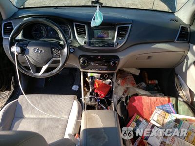 Zdjęcie 8 z 12 samochodu: 2016 HYUNDAI TUCSON LIMITED VIN:KM8J33A26GU117867 - miniatura