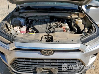 Zdjęcie 12 z 14 samochodu: 2024 TOYOTA GRAND HIGHLANDER XLE VIN:5TDAAAA54RS003642 - miniatura
