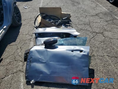 Zdjęcie 12 z 14 samochodu: 2019 MERCEDES-BENZ AMG GT 63 S VIN:WDD7X8KB1KA007016 - miniatura