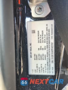 Zdjęcie 12 z 12 samochodu: 2023 TESLA MODEL 3 VIN:5YJ3E1EA2PF422787 - miniatura
