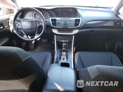Zdjęcie 8 z 12 samochodu: 2015 HONDA ACCORD SPORT VIN:1HGCR2F58FA157443 - miniatura