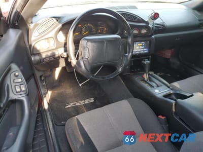 Zdjęcie 8 z 14 samochodu: 1993 CHEVROLET CAMARO Z28 VIN:2G1FP22P4P2128447 - miniatura