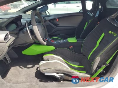 Zdjęcie 7 z 13 samochodu: 2023 LAMBORGHINI HURACAN STO VIN:ZHWUA6ZX6PLA25084 - miniatura