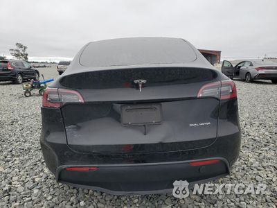Zdjęcie 6 z 13 samochodu: 2023 TESLA MODEL Y VIN:7SAYGDEE3PF691274 - miniatura