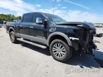 Czwarte zdjęcie samochodu z boku: 2018 NISSAN TITAN XD SL VIN:1N6BA1F40JN526460 - miniatura
