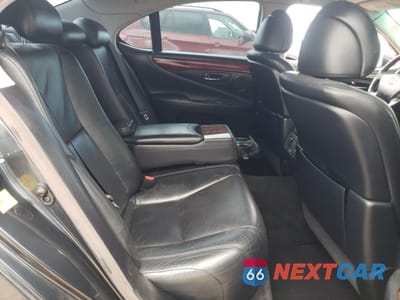 Zdjęcie 10 z 14 samochodu: 2010 LEXUS LS 460 VIN:JTHCL5EF4A5006028 - miniatura