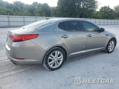 Trzecie zdjęcie samochodu z tyłu: 2013 KIA OPTIMA LX VIN:5XXGM4A73DG205077 - miniatura