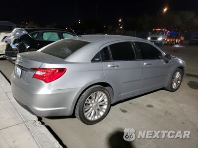 Trzecie zdjęcie samochodu z tyłu: 2014 CHRYSLER 200 TOURING VIN:1C3CCBBG4EN131621 - miniatura