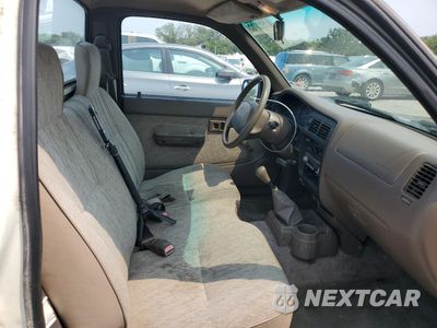 Zdjęcie 10 z 14 samochodu: 1998 TOYOTA TACOMA VIN:4TANL42N2WZ032073 - miniatura