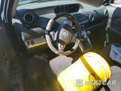 Zdjęcie 8 z 12 samochodu: 2008 TOYOTA SCION XB VIN:JTLKE50EX81033097 - miniatura