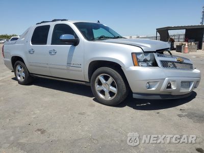 Czwarte zdjęcie samochodu z boku: 2012 CHEVROLET AVALANCHE LTZ VIN:3GNTKGE77CG226534 - miniatura