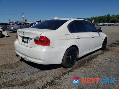 Trzecie zdjęcie samochodu z tyłu: 2006 BMW 325 XI VIN:WBAVD13546KV02429 - miniatura