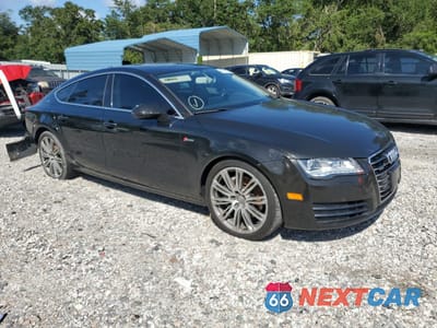 Czwarte zdjęcie samochodu z boku: 2014 AUDI A7 PREMIUM PLUS VIN:WAUWGAFC5EN110935 - miniatura
