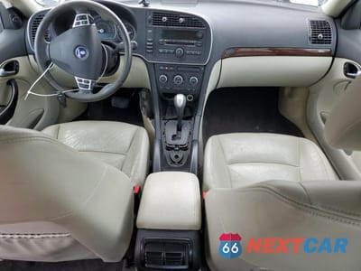 Zdjęcie 8 z 13 samochodu: 2010 SAAB 9-3 2.0T VIN:YS3FA4CY2A1613824 - miniatura