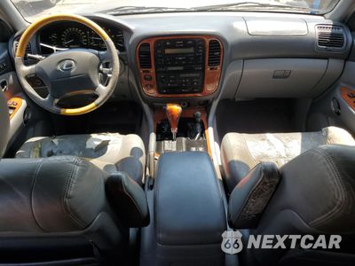 Zdjęcie 8 z 13 samochodu: 2001 LEXUS LX 470 VIN:JTJHT00W013505712 - miniatura