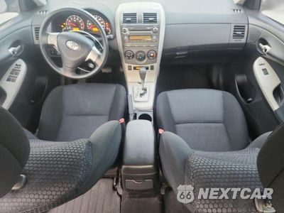 Zdjęcie 8 z 12 samochodu: 2010 TOYOTA COROLLA XRS VIN:2T1BE4EE4AC046279 - miniatura