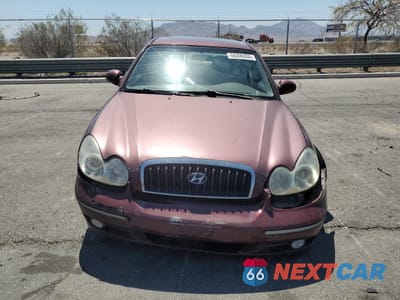 Piąte zdjęcie samochodu w środku: 2005 HYUNDAI SONATA GLS VIN:KMHWF35H55A111147 - miniatura