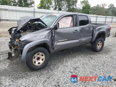 2017 TOYOTA TACOMA SR5 V6 5TFCZ5AN6HX056652 - główne zdjęcie licytacji z USA - miniatura