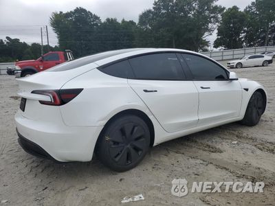 Trzecie zdjęcie samochodu z tyłu: 2024 TESLA MODEL 3 VIN:5YJ3E1EAXRF733533 - miniatura