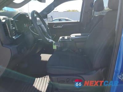 Zdjęcie 7 z 13 samochodu: 2025 CHEVROLET SILVERADO K1500 LT-L VIN:1GCPKKEKXSZ207704 - miniatura