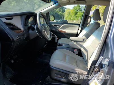 Zdjęcie 7 z 15 samochodu: 2014 TOYOTA SIENNA XLE VIN:5TDDK3DC0FS094839 - miniatura